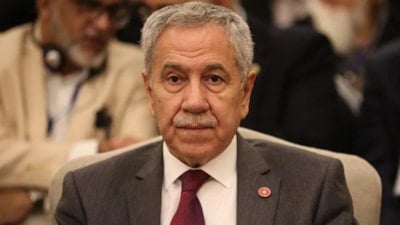 Bülent Arınç: Bahçeli'yi takdirle dinledim