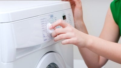 Havluları zımparaya çeviren o büyük hata! Meğer yıllardır yanlış derecede yıkıyormuşuz...