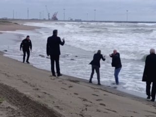 Sakarya'da 9 yaşındaki kızını göremediği için cinnet geçiren şahıs zar zor ikna edildi