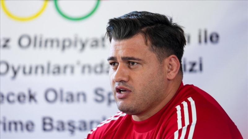 Milli güreşçi Rıza Kayaalp, yeniden mindere dönüyor