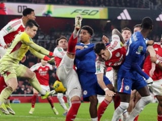 Chelsea'yi tek golle geçen Arsenal finale yükseldi