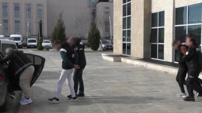 Uşak’ta uyuşturucu operasyonu: 3 kişi tutuklandı