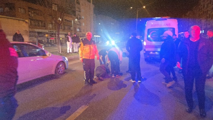 Bursa'da yayaya motosiklet çarptı: 2 yaralı