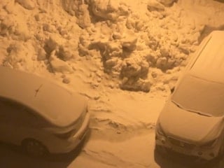 Hakkari'de kar yağışı etkisini sürdürüyor