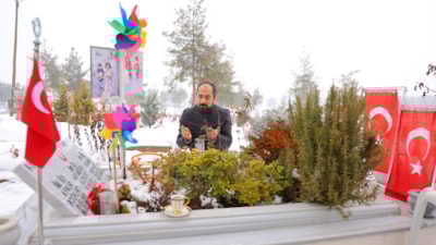 Kahramanmaraş'ta depremde eşi ve çocuklarını kaybetti