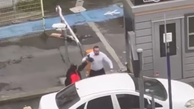 İstanbul'da yol verme meselesi kavgaya döndü