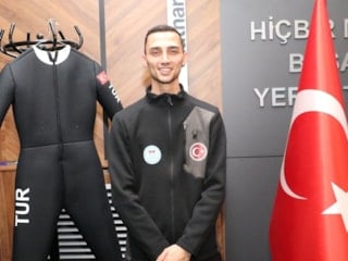 Muhammed Ali Bedir'in hedefi kayakla atlamada Türkiye'yi gururlandırmak