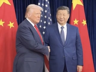 Donald Trump ile Şi Cinping telefonda görüştü