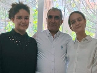 Mersin'de kazada kızı ve yeğenlerini kaybetti