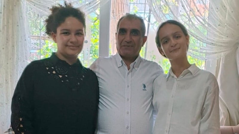 Mersin'de kazada kızı ve yeğenlerini kaybetti