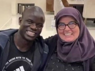 Fenerbahçe'nin yeni transferi N'Golo Kante ile samimiyeti gündem olan Hatun teyze konuştu