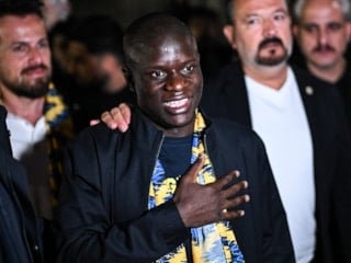 N'Golo Kante’yi bekleyen Fenerbahçeliler çıktığı çardak çöktü