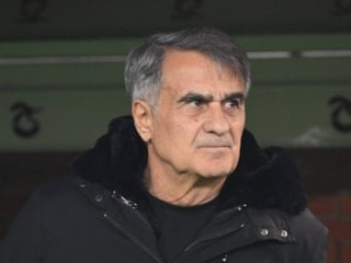 Şenol Güneş'ten kariyeriyle ilgili sözler: Devam eder miyim bilmiyorum!