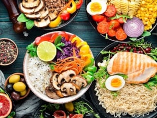 Öğle yemeği sonrası gelen uyku halinin sebebi buymuş!