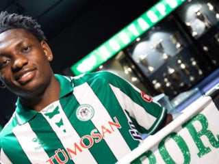 Kazeem Olaigbe ve Rayyan Baniya resmen Konyaspor'da
