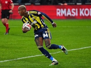 Anderson Talisca, gollerine kupada da devam etti