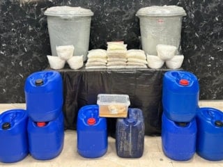 İstanbul'da 240 kilo uyuşturucu ele geçirildi: 4 gözaltı