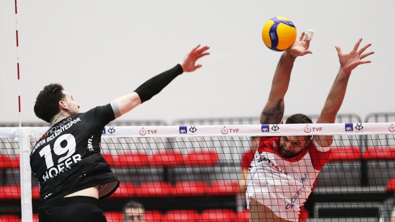 İstanbul Gençlik Spor, Alanya Belediyespor'a set vermedi