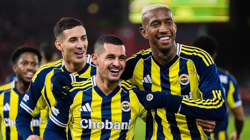 Fenerbahçe'nin UEFA kadrosu belirlendi