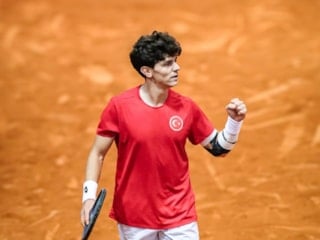 Türkiye, Davis Cup Dünya Grubu 1 play-off'unda Slovenya karşısında öne geçti