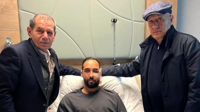 Dursun Özbek, İsa Doğan'ı hastanede ziyaret etti