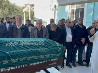 İzmir'de derede boğulan Berivan son yolculuğuna uğurlandı