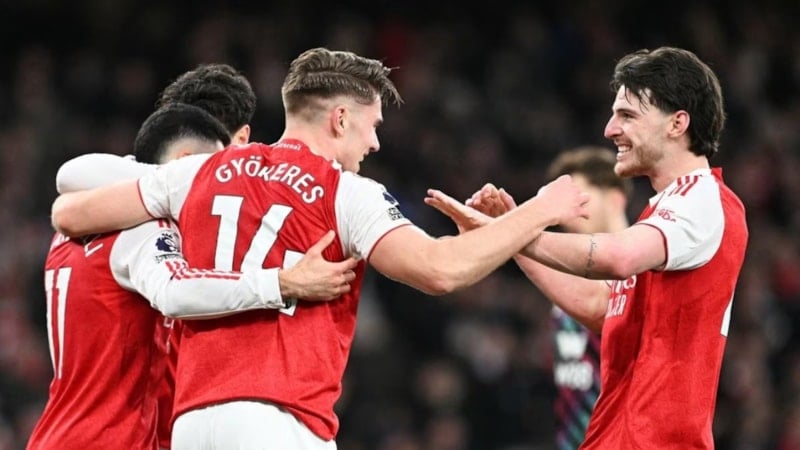 Arsenal evinde Sunderland'i yendi