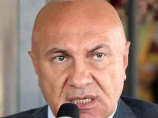 Yüksel Yıldırım: Bazı futbolcularla yolları ayıracağız