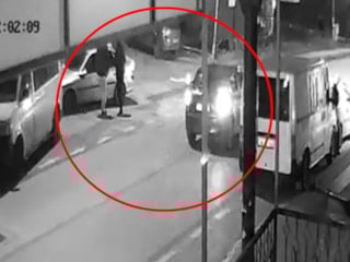 Bursa'da kahvehane çıkışı silahlı kavga: O anlar güvenlik kamerasında