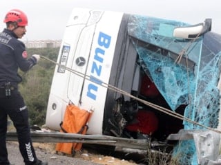 Antalya'da kazada kopup dikilemez denilen uzuvlar için 10 saatlik başarılı ameliyat