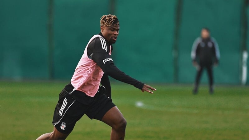 Vitor Pereira'dan Emmanuel Agbadou'ya övgü dolu sözler!