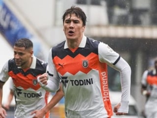 Eldor Shomurodov, gol krallığı yarışında zirveye ortak oldu