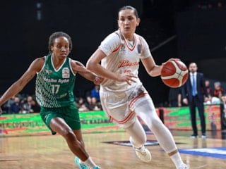 ÇBK Mersin, Nesibe Aydın'ı rahat geçti