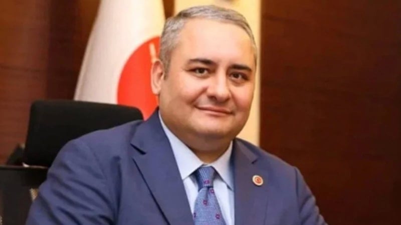 Keçiören Belediye Başkanı Mesut Özarslan, CHP’den istifa ettiğini açıkladı