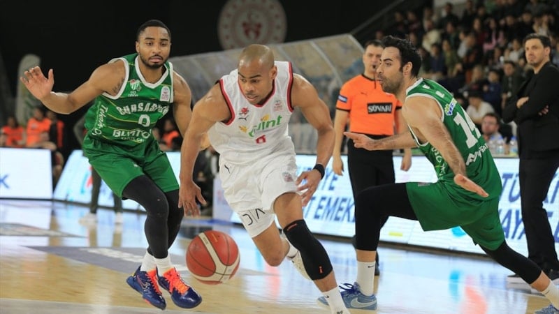Manisa Basket, Bursaspor Basketbol'u mağlup etti