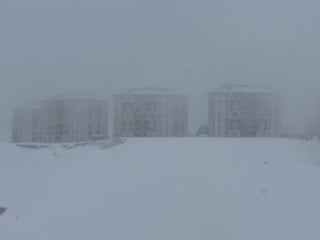 Yüksekova yeniden beyaza büründü