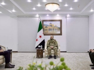 Şam Büyükelçisi Nuh Yılmaz, Suriye Savunma Bakanı Ebu Kasra ile bir araya geldi