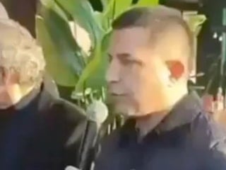 Kuşadası Belediye Başkanı Ömer Günel, alkollü mekanın açılışına katıldı