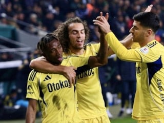 Fenerbahçe - Gençlerbirliği maçının ilk 11'leri