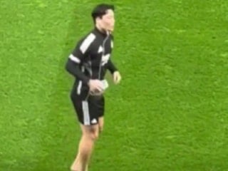 Hyeongyu Oh, sahaya çıplak ayakla çıkmasının nedenini açıkladı