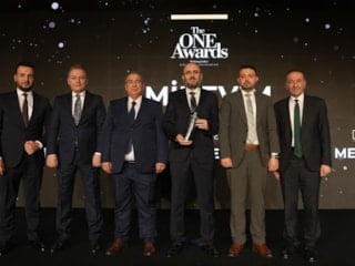 Eminevim’e “Yılın İtibarlısı” ödülü