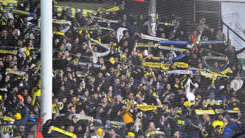 Trabzonspor - Fenerbahçe maçına konuk takım taraftarları alınmayacak