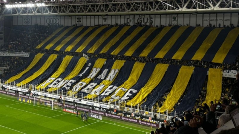 Taraftarlardan 'İnan Fenerbahçe' mesajı