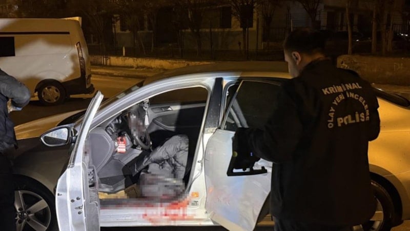 Diyarbakır'da otomobile silahlı saldırı: 1 ağır yaralı