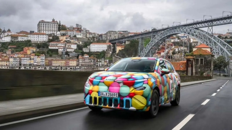 Skoda'nın elektrikli SUV modeli Epiq yollara çıktı