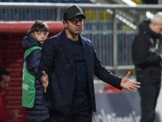 Emre Belözoğlu'ndan dikkat çeken kazanamama serisi