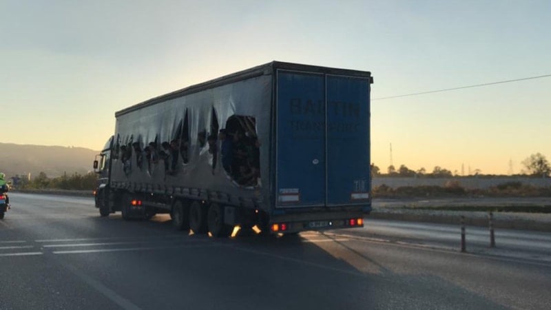 Düzce'de göçmen kaçakçılığı operasyonu: Bir kişi hipotermi nedeniyle öldü