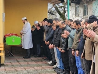 Zonguldak'ta kaçak maden ocağı faciası: Ölen işçi son yolculuğuna uğurlandı