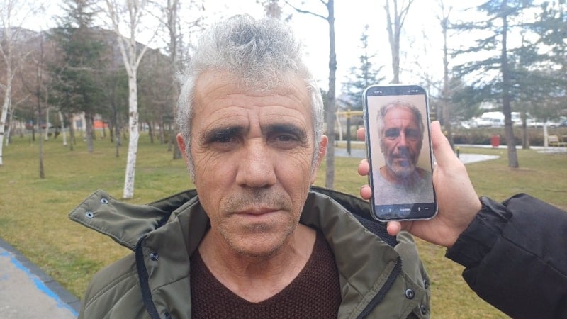 Jeffrey Epstein'e benzetilen adam Kayseri'yi terk etti