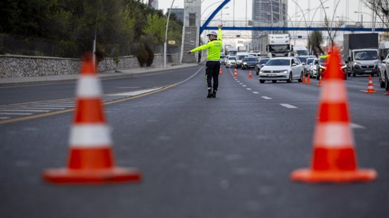 Trafik cezalarını artıran teklifin 6 maddesi daha kabul edildi